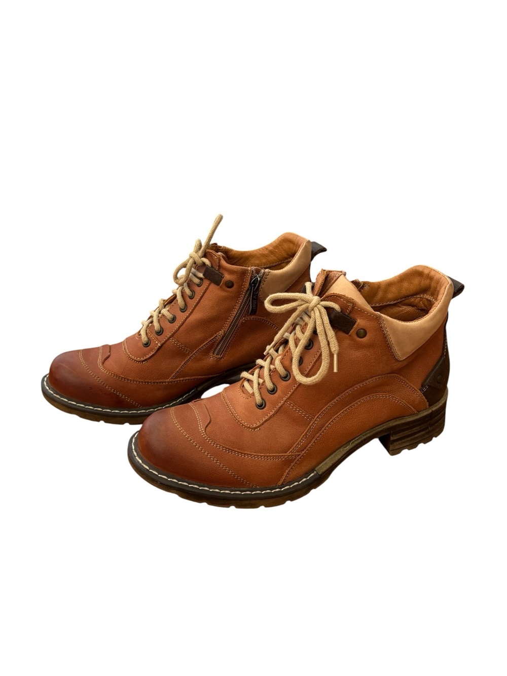 V-Italia 1162 Giovanne camel leather ankle booties EU 39